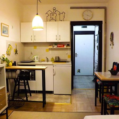Studio5, Sa Parkingom, Centar Obrenovca Obrenovac  Kültér fotó