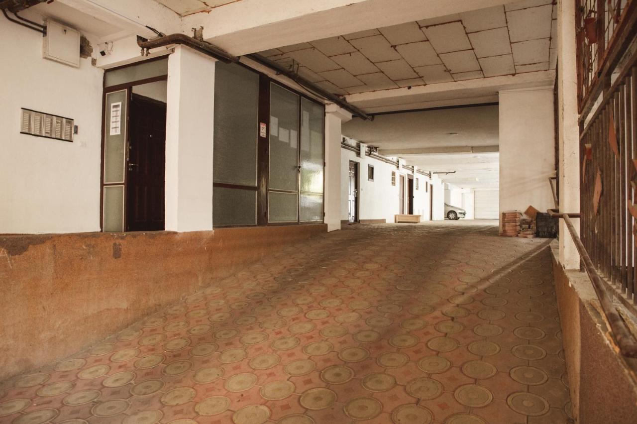 Studio5, Sa Parkingom, Centar Obrenovca Obrenovac  Kültér fotó