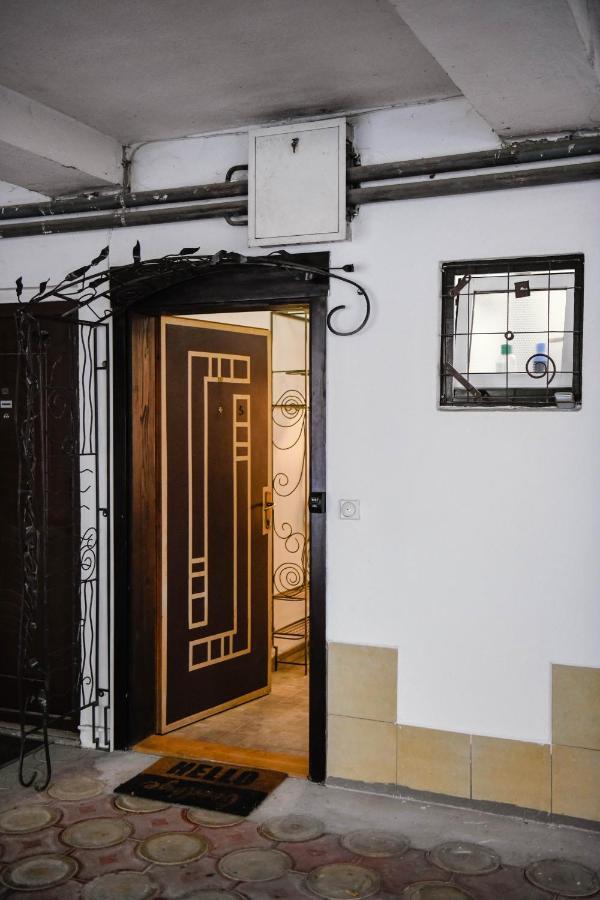 Studio5, Sa Parkingom, Centar Obrenovca Obrenovac  Kültér fotó